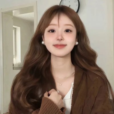 葡萄架下的女神